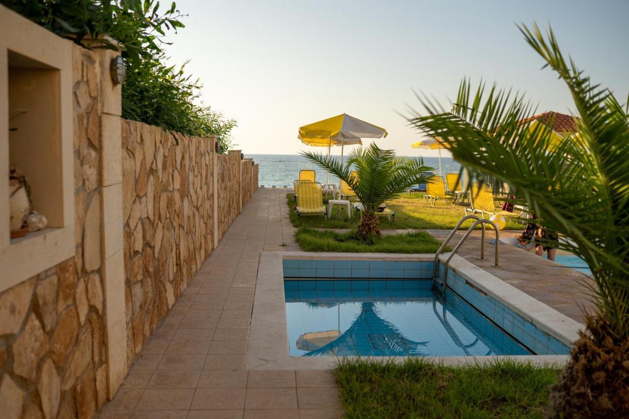 Ekavi Hotel Szfáka Kültér fotó